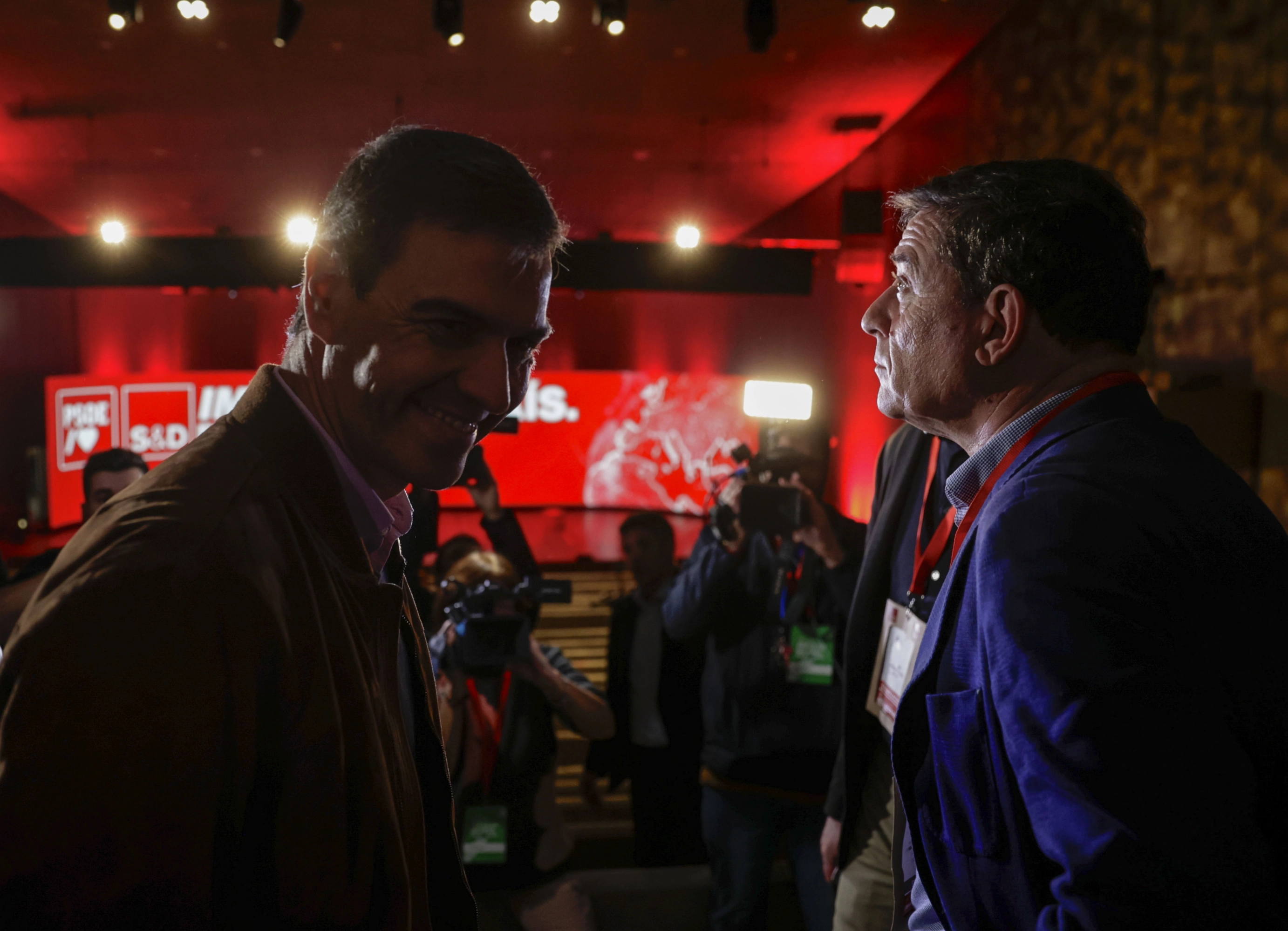 Sánchez pide a la nueva Ejecutiva del PSOE buscar nuevos debates “sociales” para restar el “foco político” de la amnistía